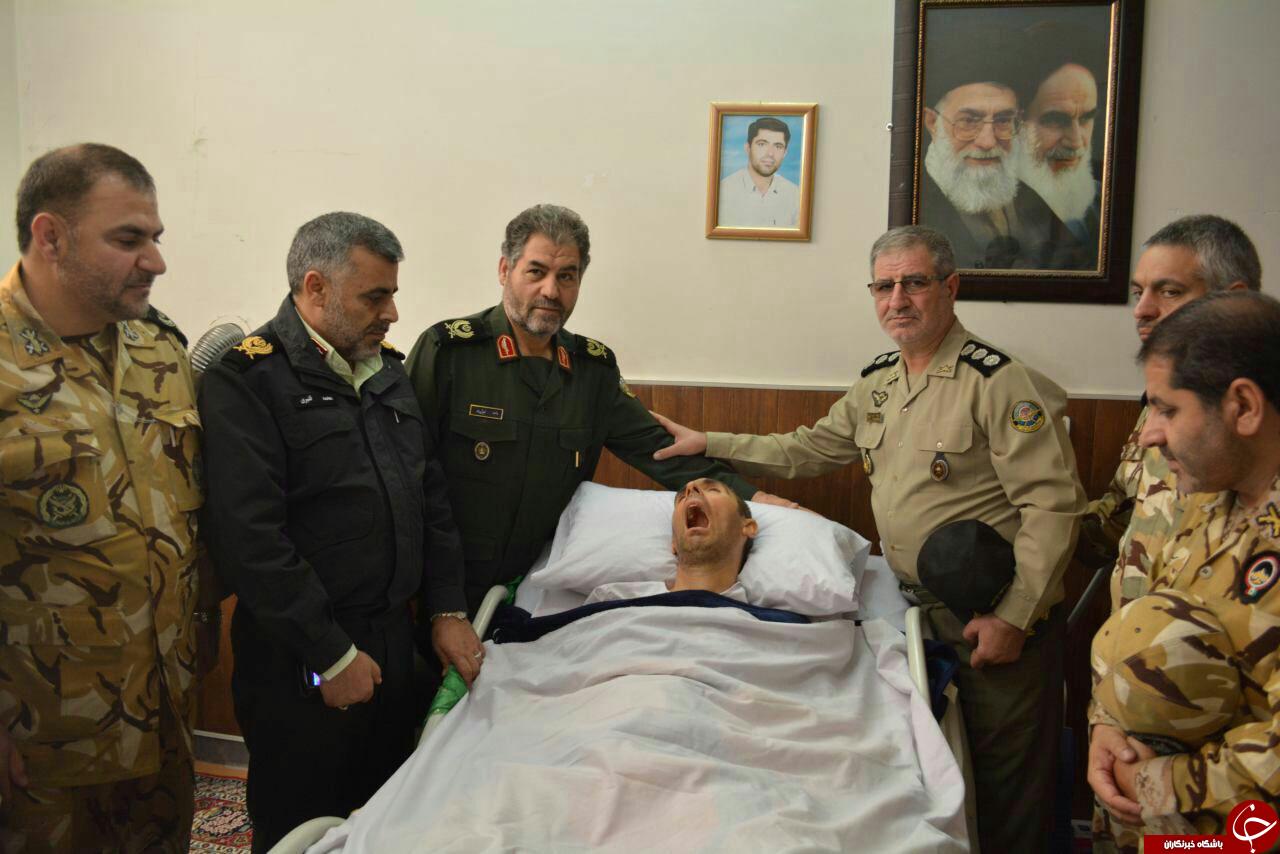 عکس یادگاری با جانباز 100%