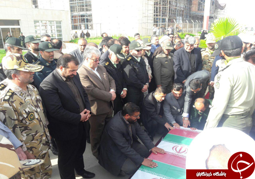 مراسم استقبال از پیکر شهید مدافع حرم در فرودگاه بجنورد+تصاویر