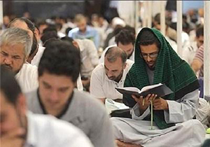 اعتکاف650 نفر در مساجد وابسته به آستان قدس رضوی