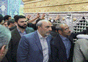 حضور وزیر ورزش و جوانان در حرم حضرت معصومه (س)