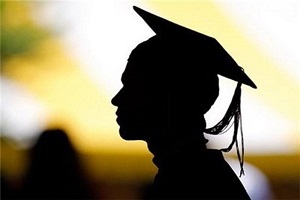 انتقال دانشجویان شاغل به تحصیل در خارج به دانشگاه‌های داخل فراهم است
