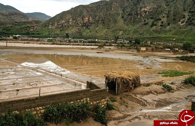 سیل در پل&zwnj; دختر لرستان+تصاویر
