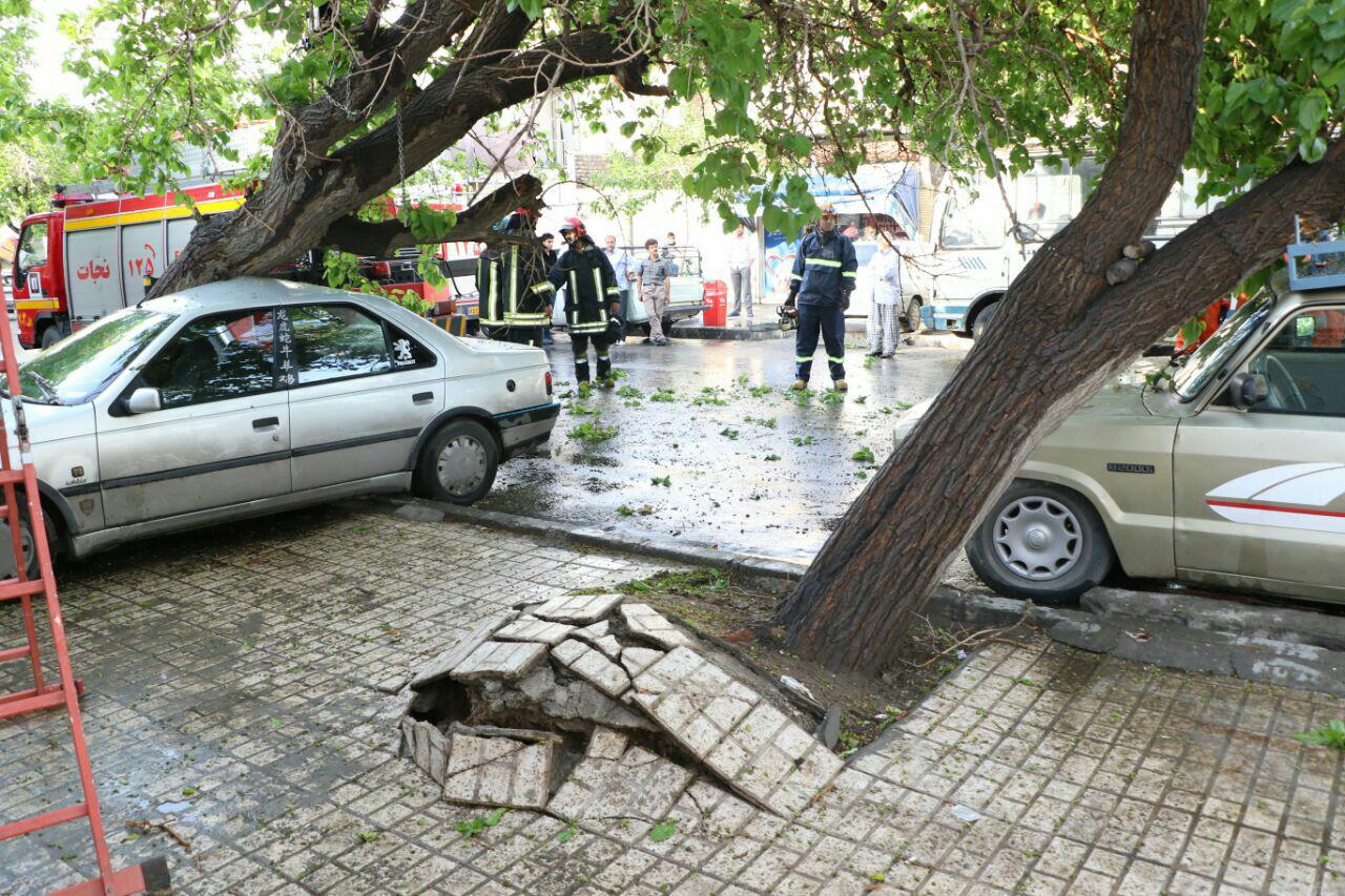 166مورد آب گرفتگی در مدت دو روز بارندگی در مشهد
