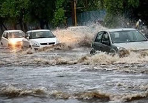 قایقرانی در دریای خزر تعطیل است/ بارش پراکنده و رعد و برق درنقاط کوهستانی و جلگه‌ای