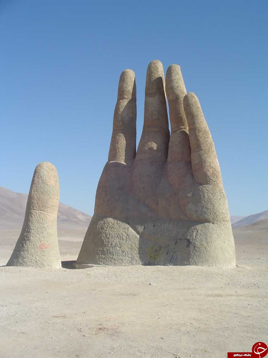 دستانی که دربیابان ستایش می کنند+تصاویر