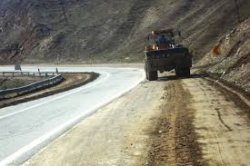 بازگشایی راه 5 روستای گلستان