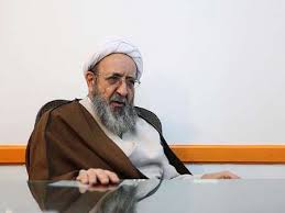 احزاب باید در چارچوب قانون، نقد و نظرهای خود را اعلام کنند