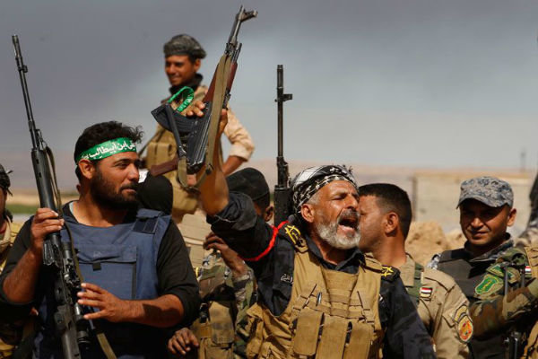 دو جنگنده آمریکایی مناطق حضور حشد الشعبی را در اطراف سامرا بمباران کرد و گریخت