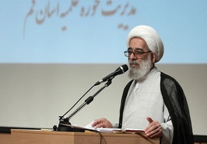 مسؤلان و حوزه ها  هشدار رهبری انقلاب را جدی بگیرند