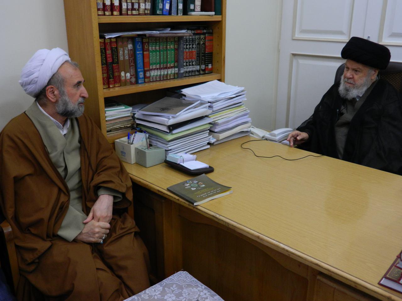 ديدار رئیس فعالیت های دینی و امور مساجد تهران با آيت الله موسوي اردبيلي