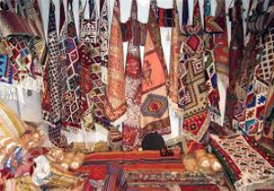 ارسال 11 کالای منتخب صنایع دستی خراسان جنوبی به دبیرخانه سوغات زیارتی