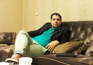 شهرام جزایری: احمدی‌نژاد 250 هزارتومن یارانه می‌ده؟ من 2 میلیون و 500 هزار تومن میدم!