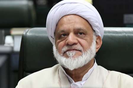 مصباحی مقدم: تسویه سهم صندوق ملی در ماه یازدهم دارای ایهام است/ لاریجانی: سهم صندوق باید ماهانه توسط دولت واریز شود