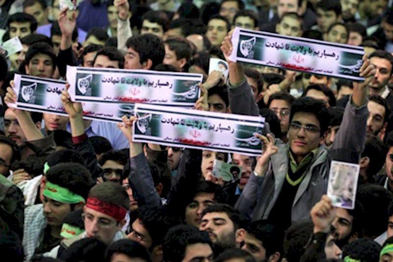 تجدید بیعت دانش آموزان خراسان رضوی با مقام معظم رهبری