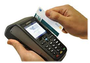 رویت رمز کارت‌های بانکی با استفاده از دوربین‌های پیشرفته در بازار تهران!