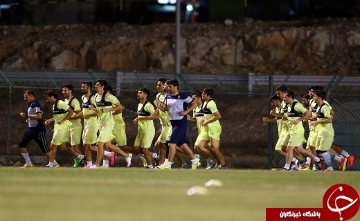 ورود ناظران و داوران دیدار ذوب آهن و النصر به مسقط