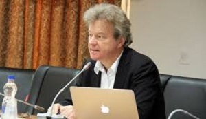 برگزاری نشست علمی چالش های کلیسای کاتولیک و پروتستان در موضوع زنان