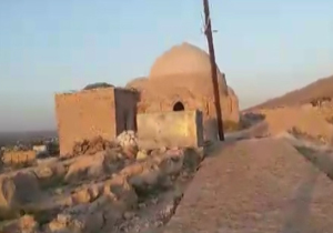 بلا سر آتشکده با مصالح ساختمانی + فیلم