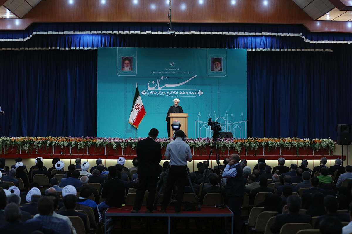 برجام یعنی پیروزی اخلاق بر توطئه گران جهانی/طرف خود و بد عهدی&zwnj;های او را می&zwnj;شناسیم و هوشیار خواهیم بود