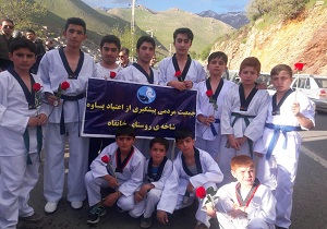 قلیانهای پاوه گلدان شد