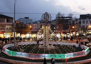 نصب بزرگترين آکواريم استان در میدان امام خمینی (ره) خوی