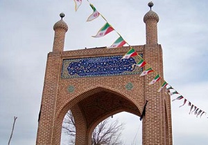 بارگاه فرزند ارشد امام کاظم(ع) در میان چشمه‌های آبگرم اردبیل + تصاویر