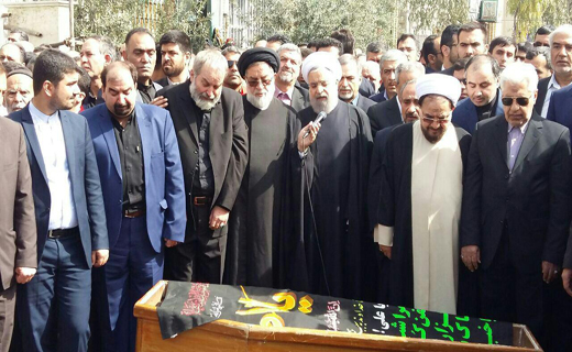 روحانی در سمنان نماز میت خواند