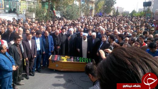 اقامه نماز میت بر پیکر مادر همسر رییس جمهور با حضور دکتر روحانی+ تصاویر
