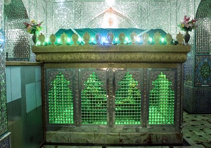 از شفای بیماران در یک امامزاده تا انتقام عجیب از ستاره سابق میلان در برنامه زنده
