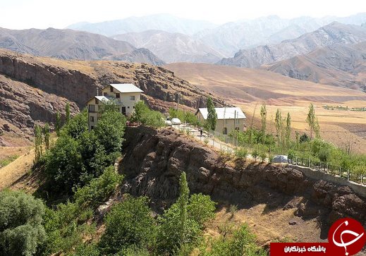 روستایی با صخره&zwnj;های کبود در صد کیلومتری پایتخت + تصاویر