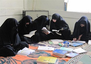اعتکاف علمی دانش‌آموزان شهرستان بن در تعطیلات نوروز