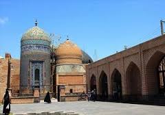 بازدیدگردشگران خارجی از آثار باستانی دزفول