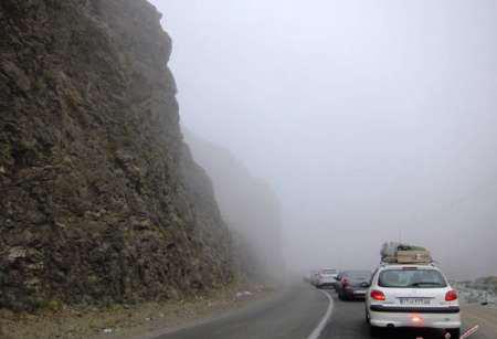 جاده های کوهستانی ایلام مه آلود است