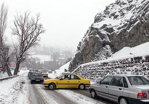 کندوان و هراز برفی با ترافیک نیمه سنگین