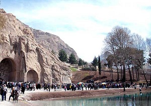 باوجود نامساعدبودن شرایط جوی؛ افزایش 10 درصدی اقامت گردشگران نوروزی در کرمانشاه