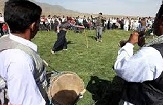 شنبه گردی سال نو درکرمان/ چرخاندن گشنیزو برای درخواست باران