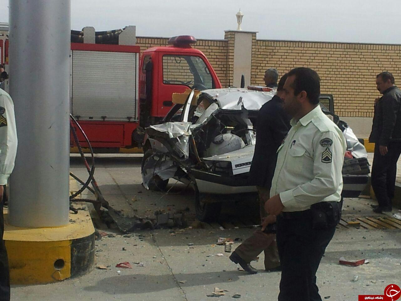 انفجار خودروی پژو 405 در پمپ گاز + تصاویر