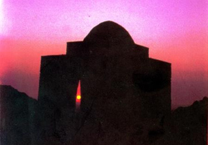 خورشید دیماه نقاب یلدا از رخ چارتاقی نیاسر گشود