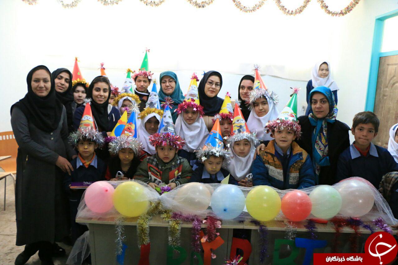مراسم شب یلدا برای دانش&zwnj;آموزان افغانستانی در مدرسه حامی +عکس