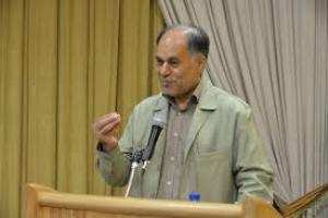 مراکز آموزشی برای گسترش آداب و فرهنگ تلاش کنند