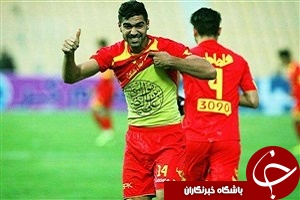 هایپر را درست کنید////////////بازیکن تیم نفت تهران: تلاش می کنم نظر مساعد کادر فنی تیم ملی را جلب کنم/فحاشی هواداران در فوتبال امروز جایی ندارد