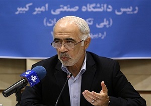 بازنگری دروس دانشگاهی باید در اولویت قراربگیرد