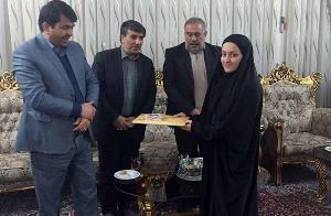 تجلیل ازبانوان یزدی مدال آور در مسابقات تیراندازی قهرمانی آسیا