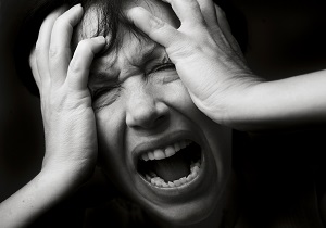 آنچه درباره "حملات پانیک" باید بدانیم/ این افراد شکلات و کافئین نخورند