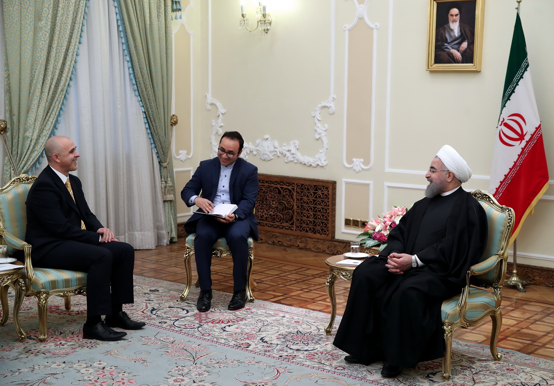 ایران و رومانی می توانند پل ارتباطی مشترک برای دستیابی به بازارهای اروپا و آسیا باشند