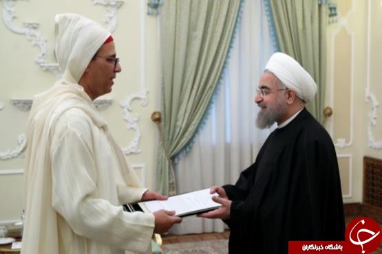 لباس متفاوت سفیر مغرب در دیدار با روحانی +تصاویر