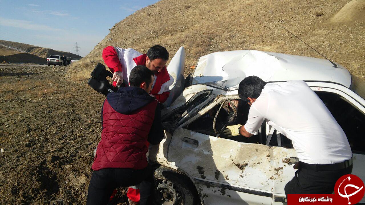 واژگونی پراید با 5 سرنشین در جاده قدیم ساوه + تصاویر