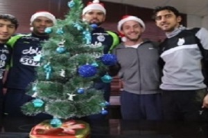 برخورد رحمتی و خرمگاه در تمرین آبی ها/غیبت کاوه رضایی در تمرینات