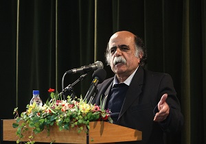 نکوداشت چهره ادبی و علمی کشور