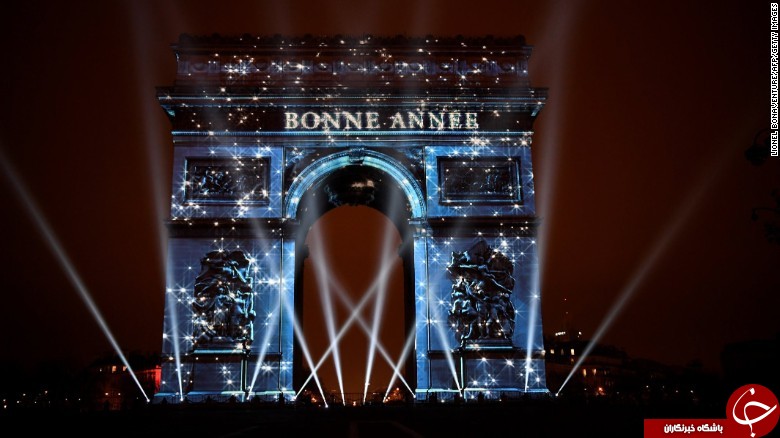 جشن سال نو میلادی در گوشه و کنار جهان در قاب تصاویر+ (16 عکس)